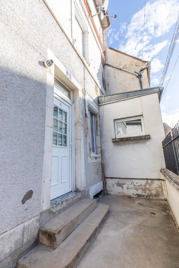 Cosy T2 Renove, Proche Centre-Ville-Fibre/Netflix Монлюсон Экстерьер фото