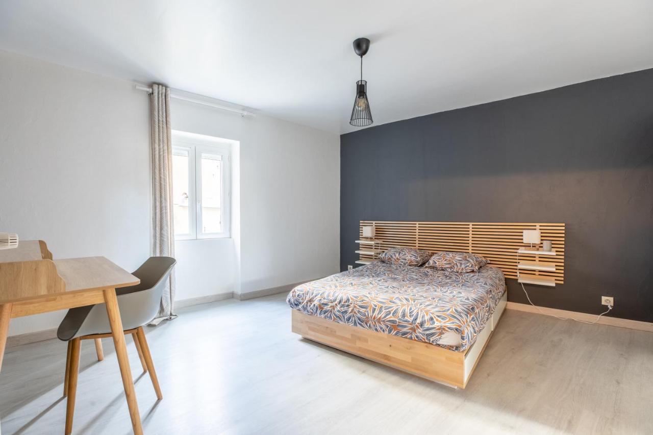 Cosy T2 Renove, Proche Centre-Ville-Fibre/Netflix Монлюсон Экстерьер фото