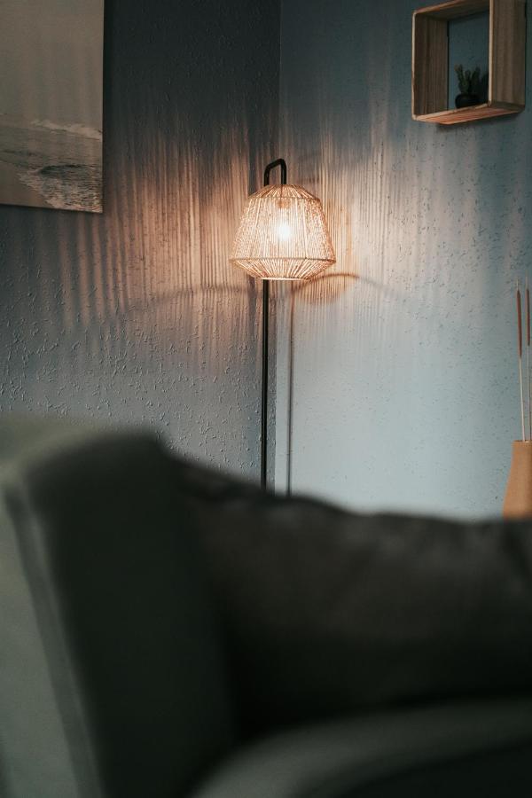 Cosy T2 Renove, Proche Centre-Ville-Fibre/Netflix Монлюсон Экстерьер фото